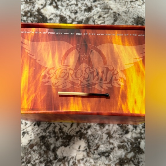 Aerosmith Box of Fire - 1994 Limited Edition - Picture 3 of 15